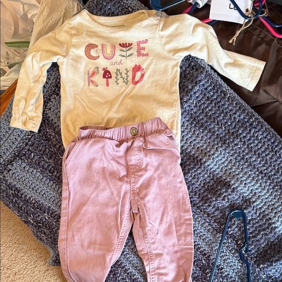 4 piece bundle - Picture 2 of 2